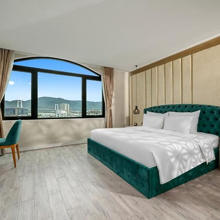 Lupin Boutique Hotel Danang Exterior photo